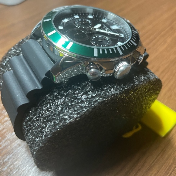 *Brand New* Invicta Pro Diver Chronograph Men’s Watch - Picture 4 of 4